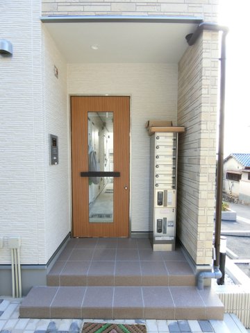 2/2 エントランス