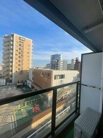 13/16 バルコニー