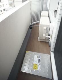 13/16 バルコニー