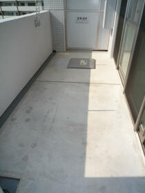 14/16 バルコニー