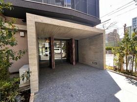 4/4 エントランス