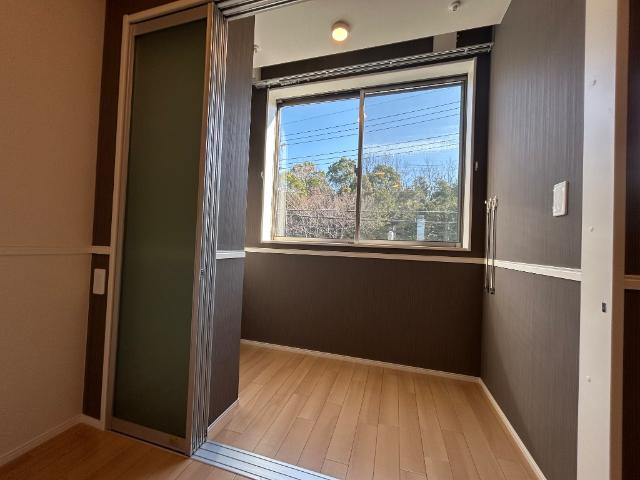 18/23 バルコニー