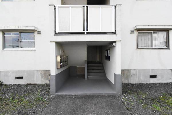 15/26 エントランス