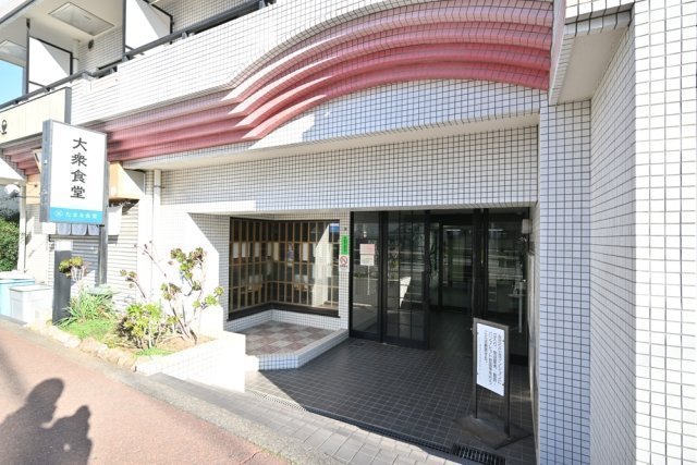 21/23 エントランス