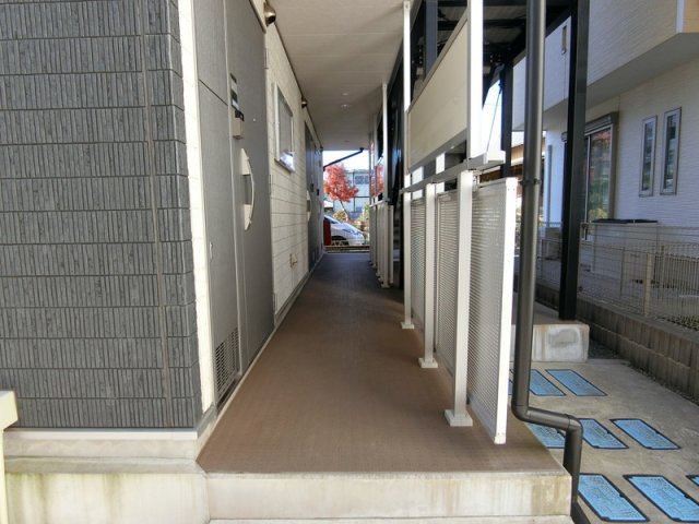 15/17 エントランス