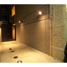 14/15 エントランス