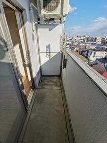 13/16 バルコニー