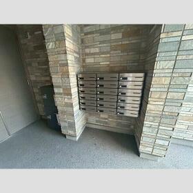 15/16 エントランス