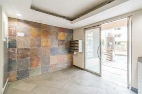 3/3 エントランス