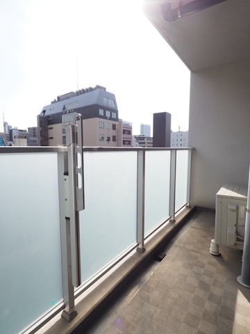 17/23 バルコニー