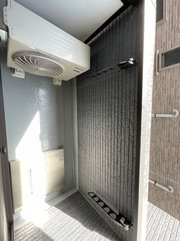 14/20 バルコニー