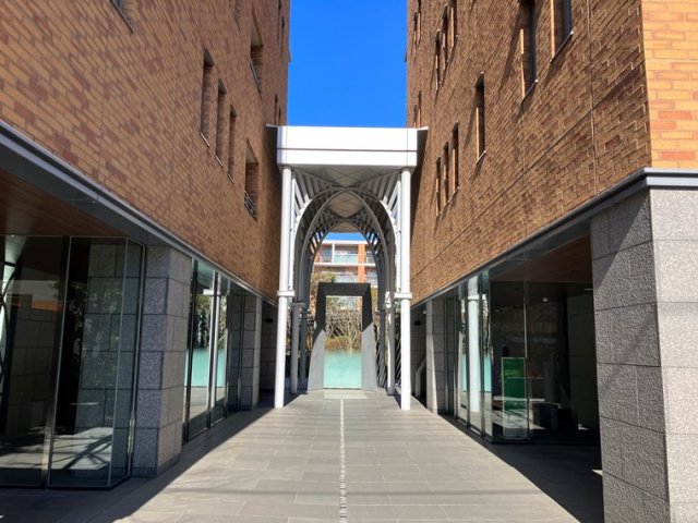 17/27 エントランス