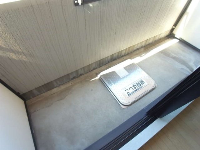 19/30 バルコニー