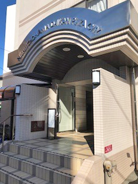 3/5 エントランス