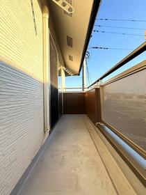 13/16 バルコニー