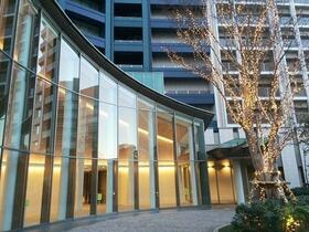 4/4 エントランス