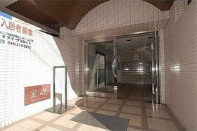 4/5 エントランス