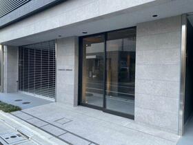 15/16 エントランス