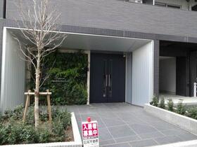 3/3 エントランス