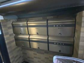 2/2 エントランス