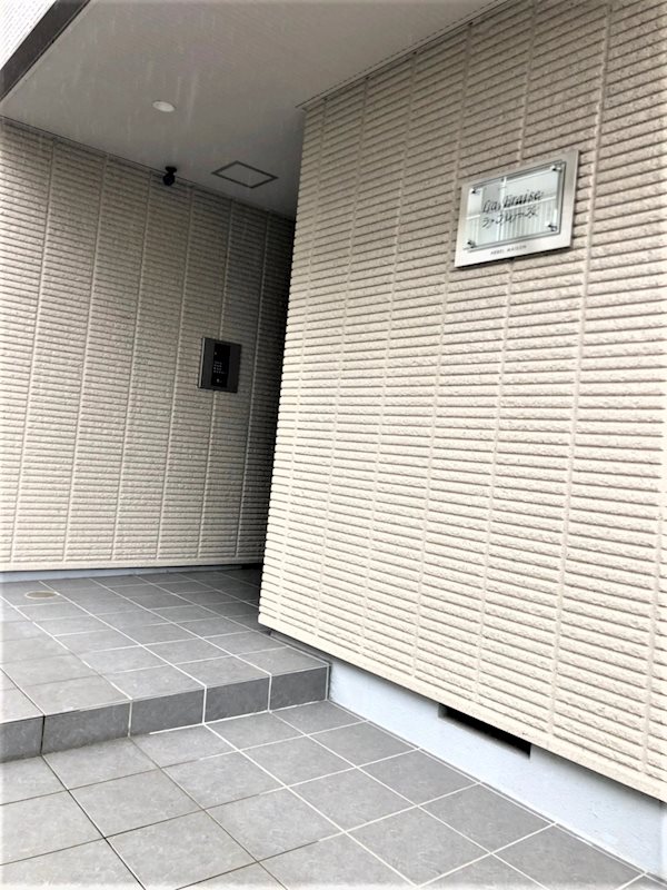 21/21 エントランス