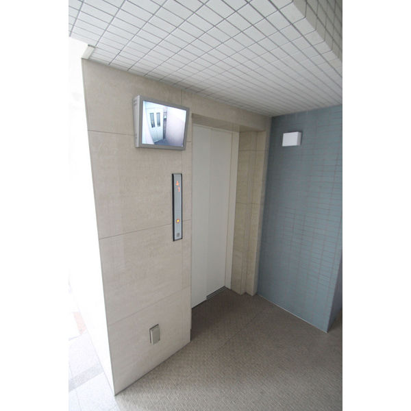 17/22 エントランス