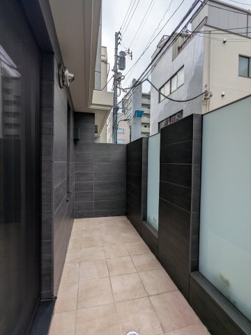 15/23 バルコニー