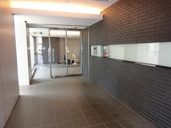 3/4 エントランス