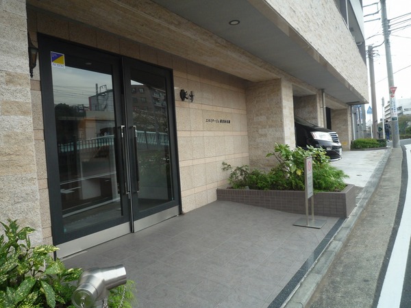 3/4 エントランス