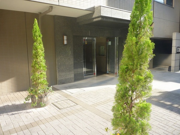 3/4 エントランス