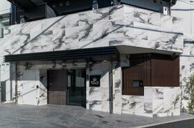 2/2 エントランス