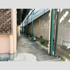 15/16 エントランス