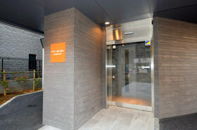 17/22 エントランス