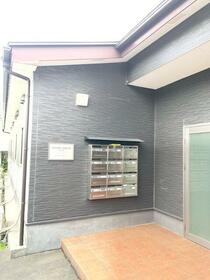 5/5 エントランス