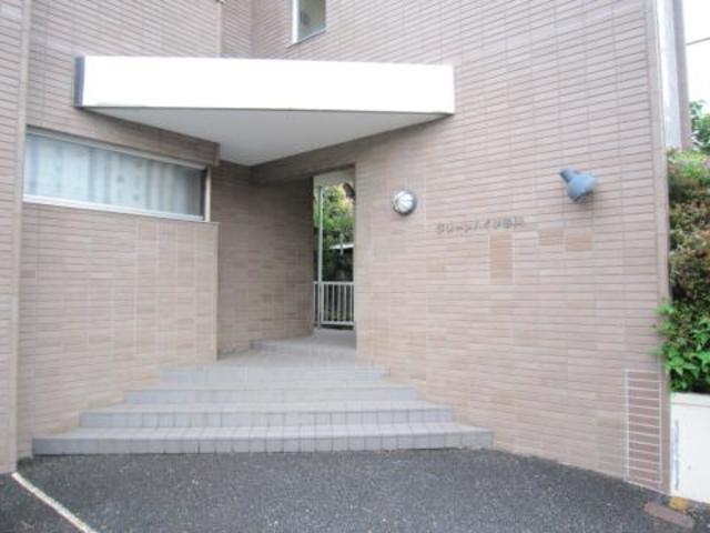 28/29 エントランス