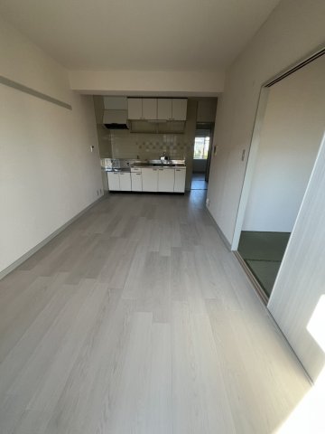 4/23 リビング/ダイニング