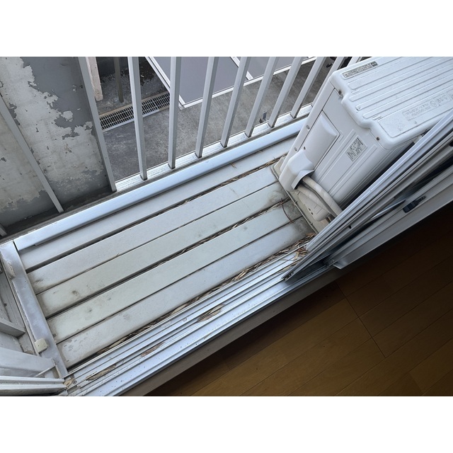 13/18 バルコニー