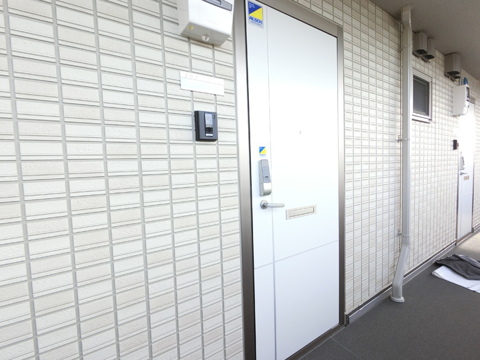 18/24 エントランス