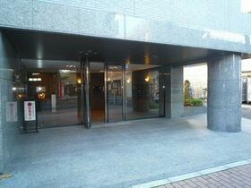 4/5 エントランス