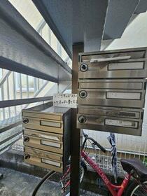 2/2 エントランス