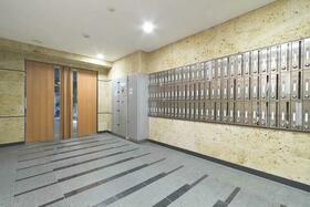 15/16 エントランス