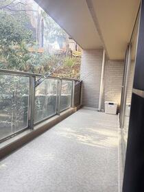 13/14 バルコニー