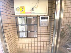 15/15 エントランス