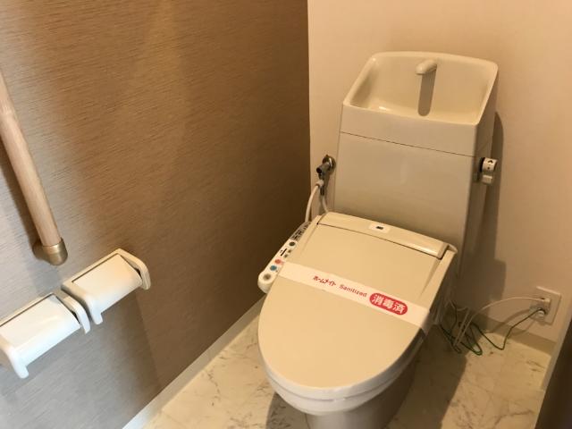 16/28 トイレ