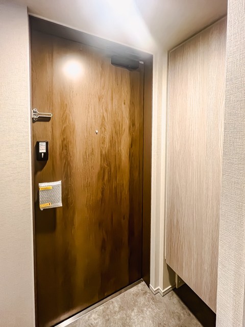 17/30 玄関