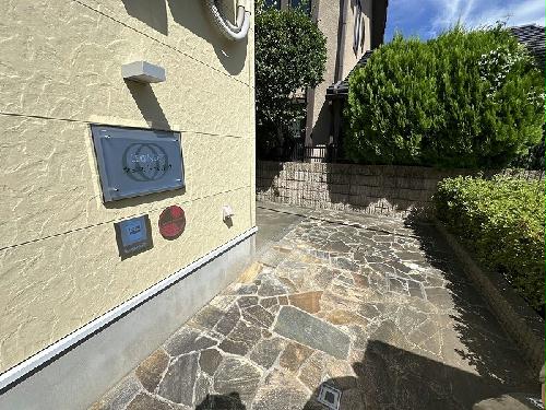 14/14 エントランス