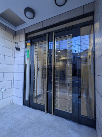 20/28 エントランス