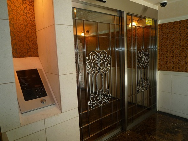 3/5 エントランス