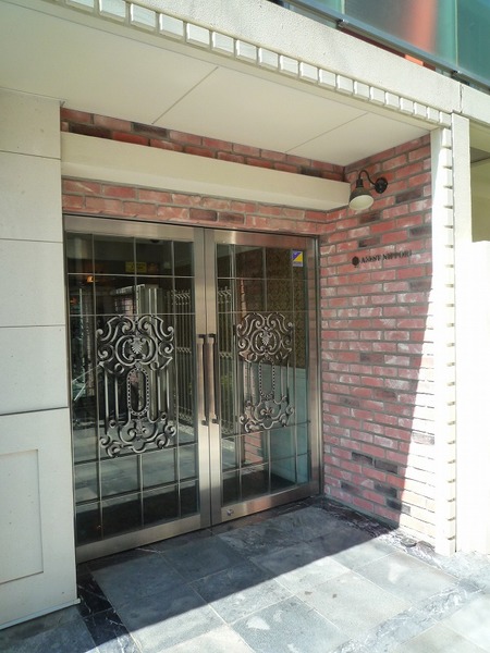 5/5 エントランス