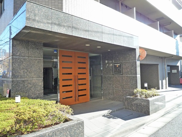 3/4 エントランス